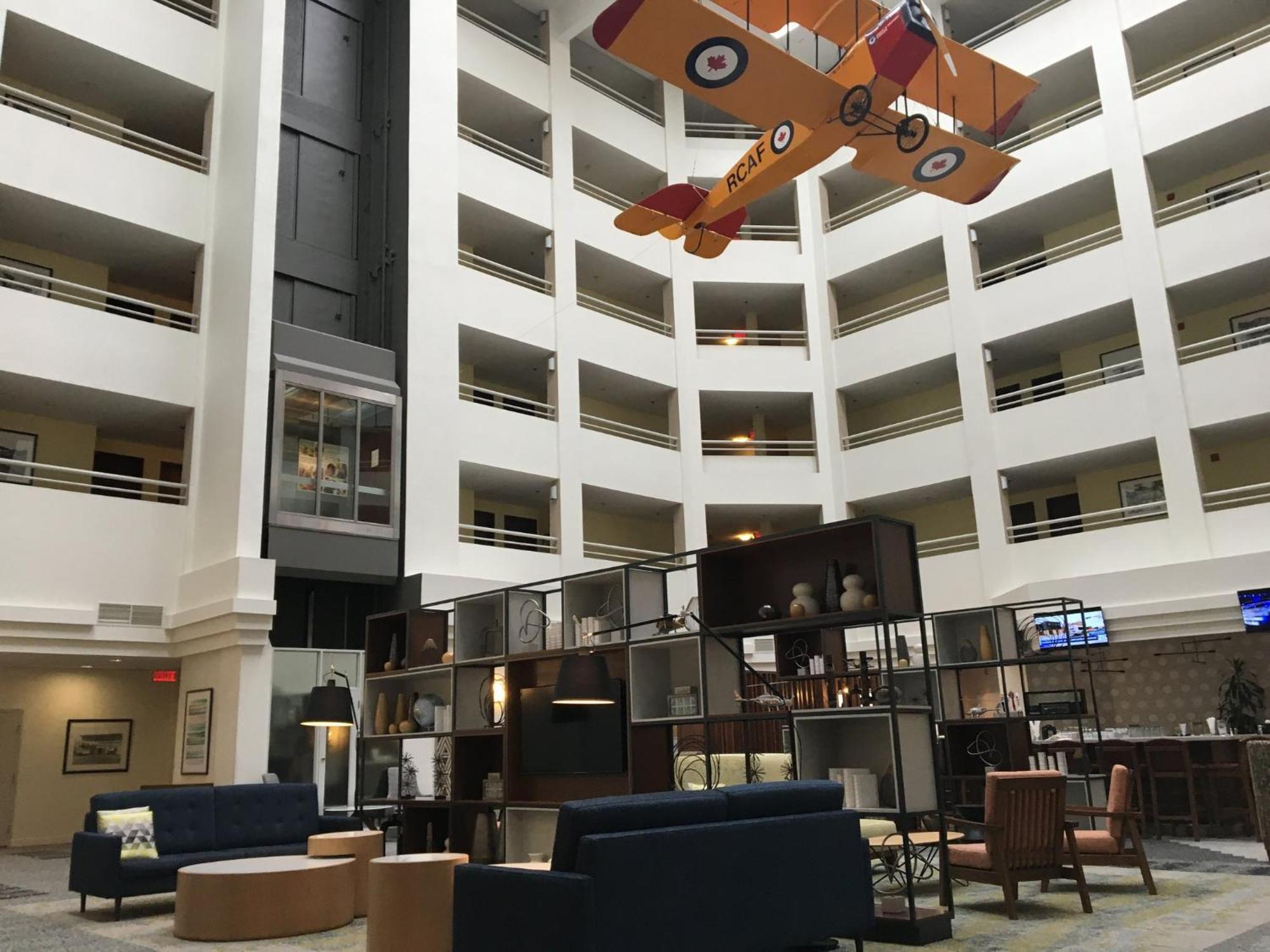 Holiday Inn Montreal Longueuil By Ihg Exterior photo